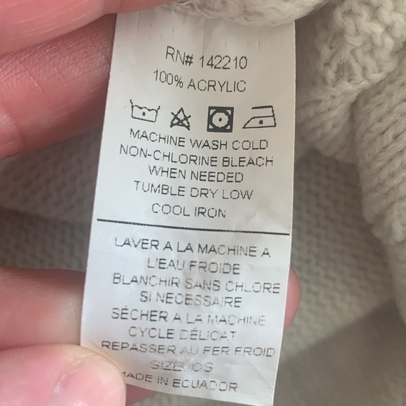 Mer sea Cozy Cream Cable Knit Sweater - Picture 8 of 9